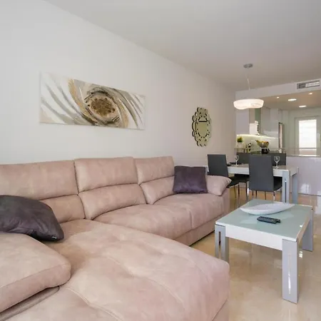 Pomelo Apartment